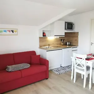 2 Pers Avec Acces Piscine Et Sauna Les Déserts